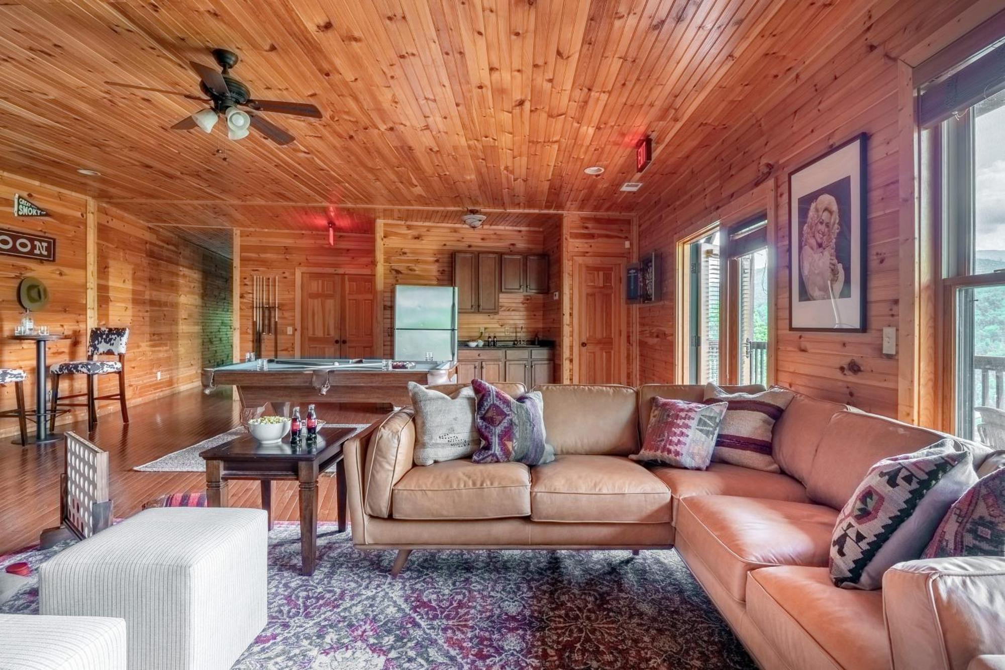Hickory Ridge By Avantstay Incredible Private Elevated Cabin Sleeps 20 Gatlinburg Bagian luar foto